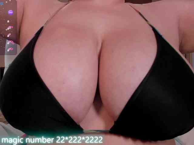 anyi-sweet-tits webcam