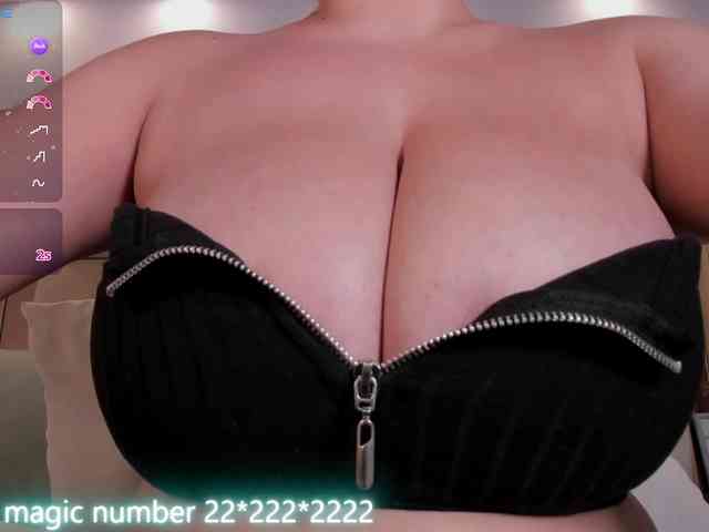 anyi-sweet-tits webcam