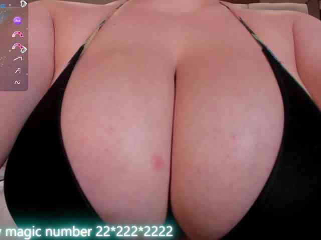 anyi-sweet-tits webcam