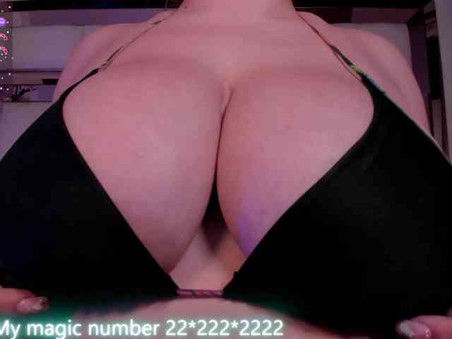 anyi-sweet-tits webcam
