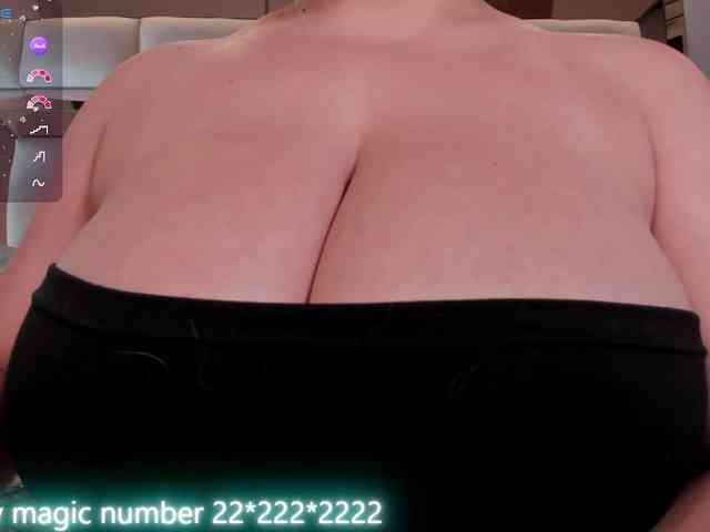 anyi-sweet-tits webcam