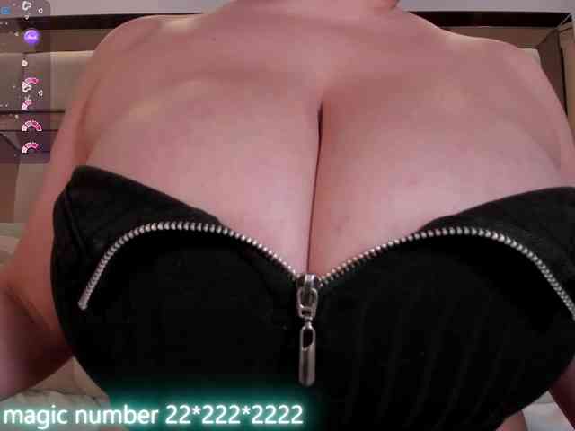 anyi-sweet-tits webcam