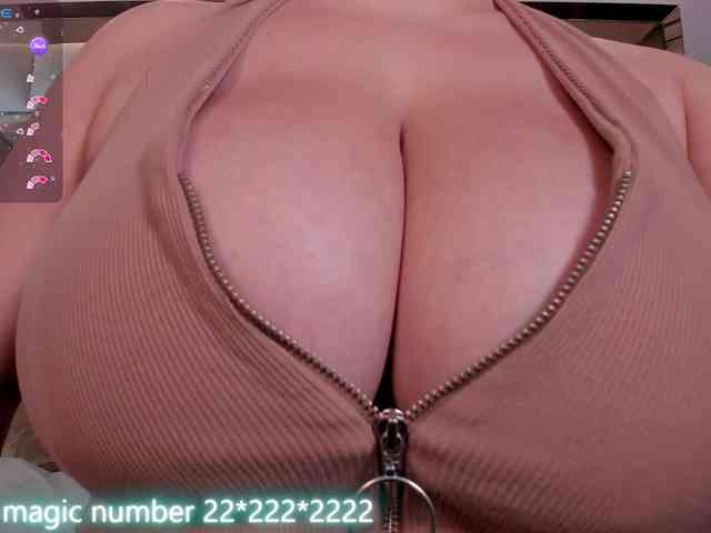 anyi-sweet-tits webcam