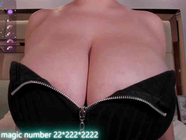 anyi-sweet-tits webcam