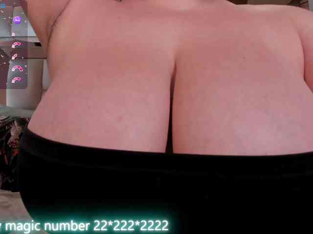 anyi-sweet-tits webcam