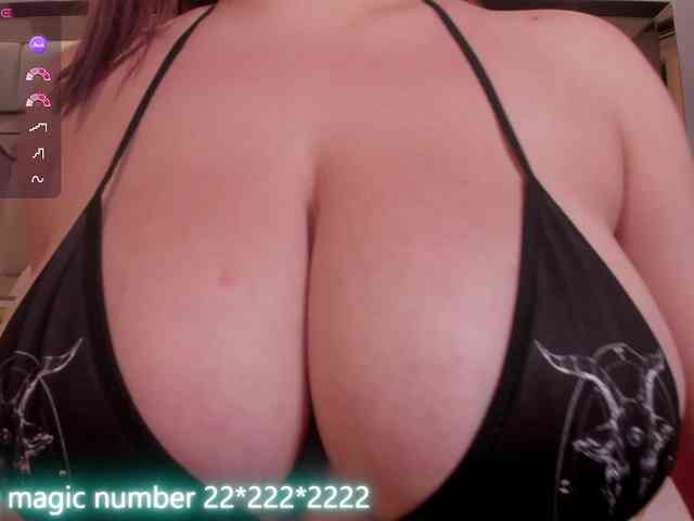 anyi-sweet-tits webcam