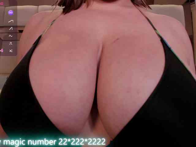 anyi-sweet-tits webcam