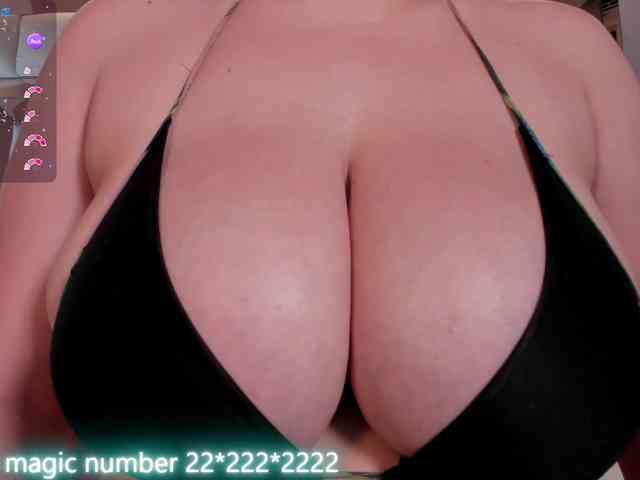 anyi-sweet-tits webcam