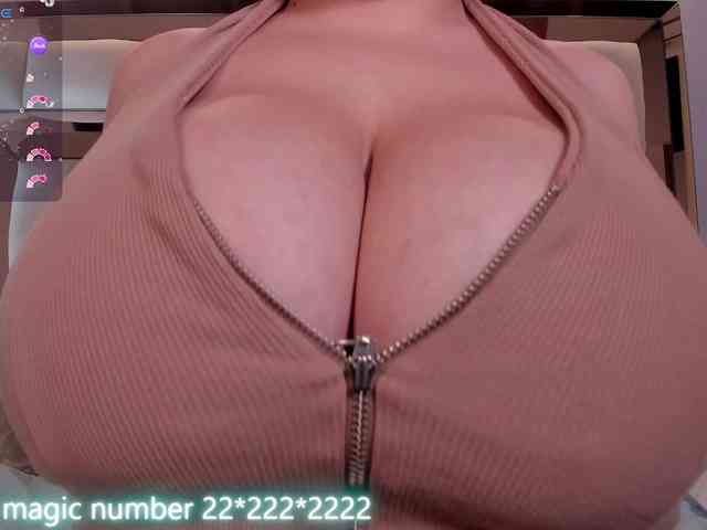 anyi-sweet-tits webcam