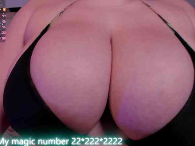 anyi-sweet-tits webcam