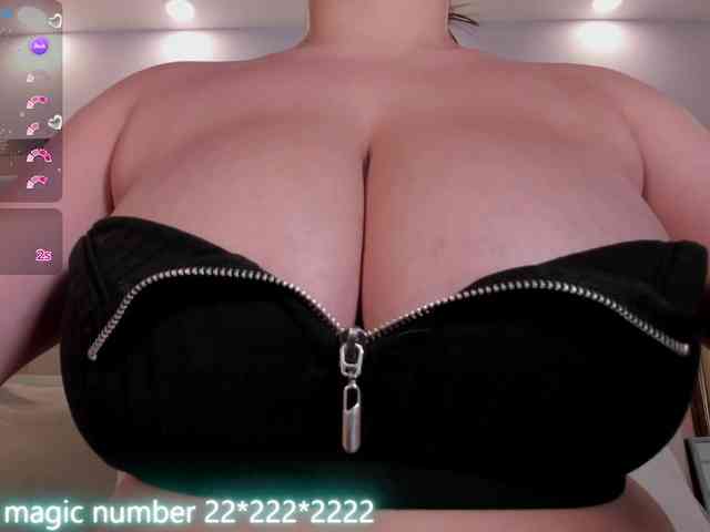 anyi-sweet-tits webcam