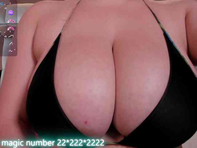 anyi-sweet-tits webcam