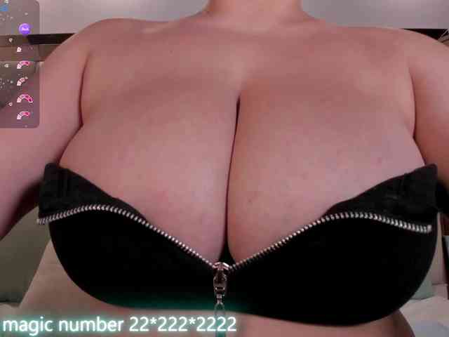 anyi-sweet-tits webcam