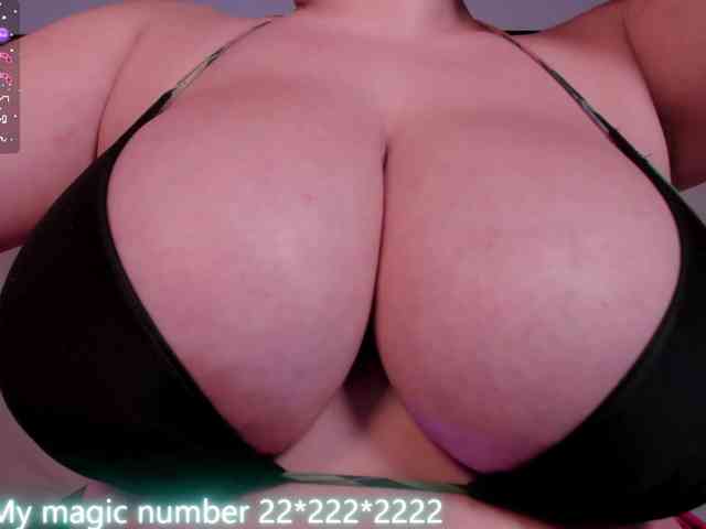 anyi-sweet-tits webcam