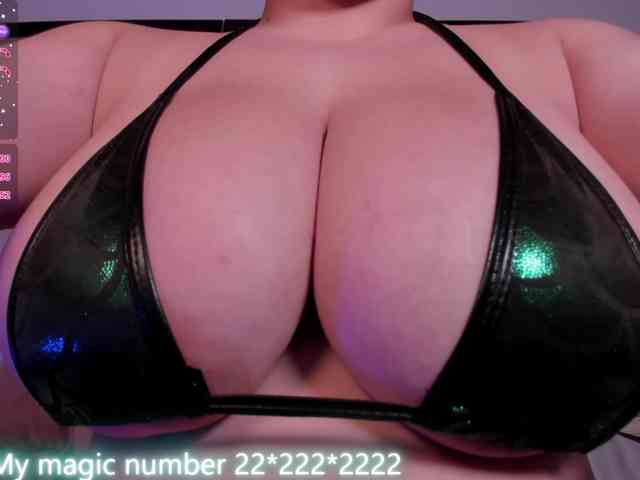 anyi-sweet-tits webcam