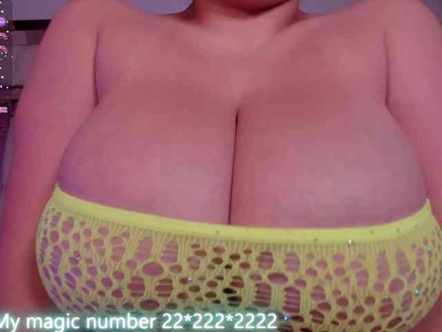 anyi-sweet-tits webcam