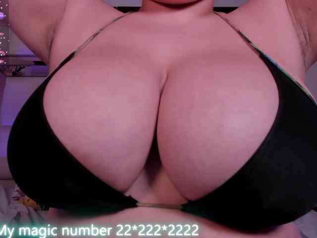 anyi-sweet-tits webcam