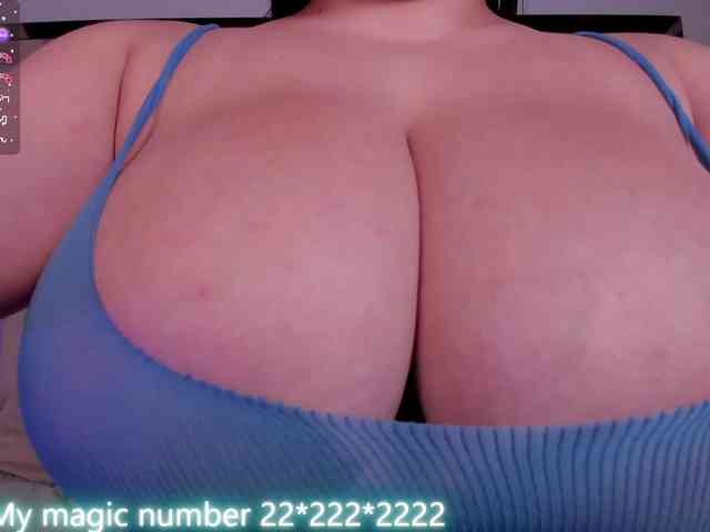 anyi-sweet-tits webcam