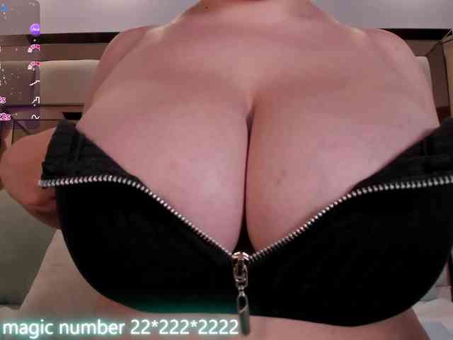 anyi-sweet-tits webcam