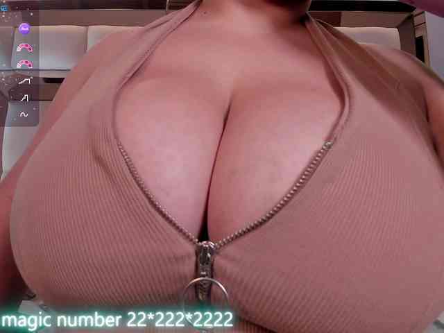 anyi-sweet-tits webcam
