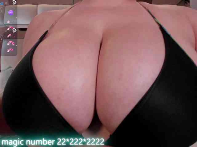 anyi-sweet-tits webcam