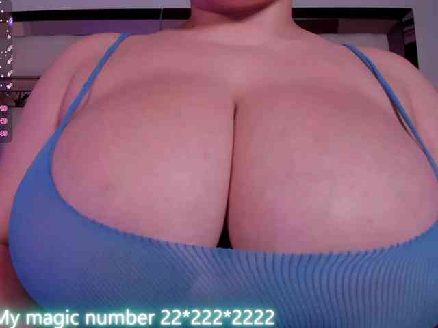 anyi-sweet-tits webcam