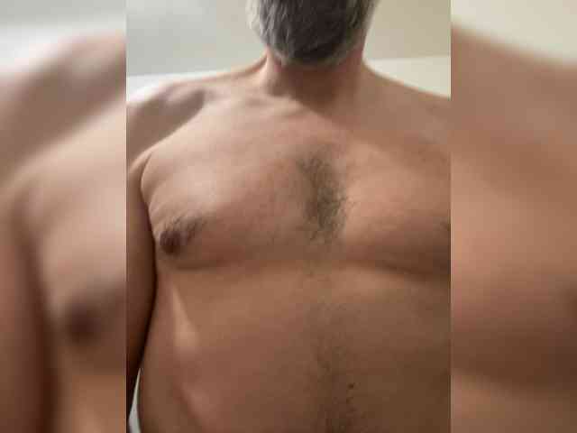 sweetfox311 Live Webcam on BongaCams