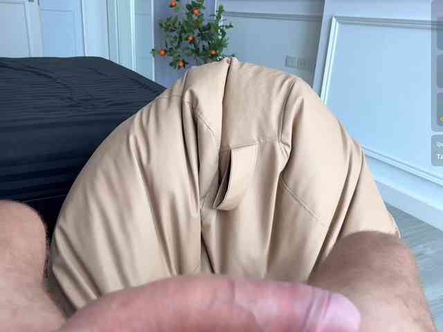 Travel-couple webcam