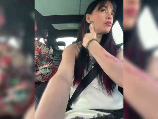 Travel-couple webcam