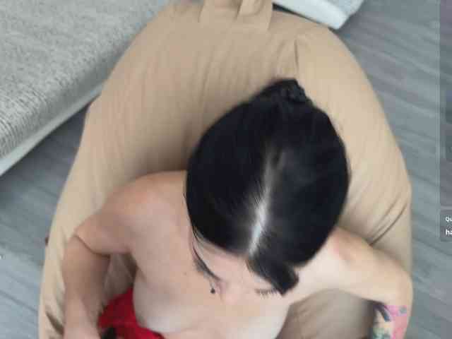 Travel-couple webcam