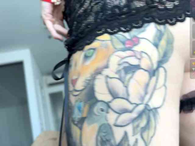 Travel-couple webcam