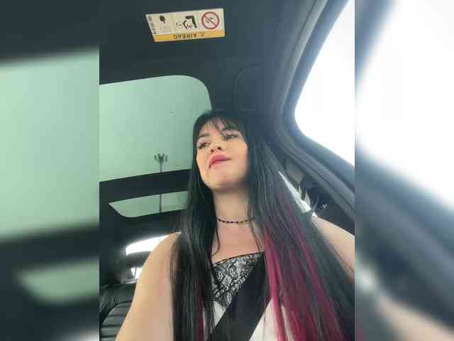 Travel-couple webcam