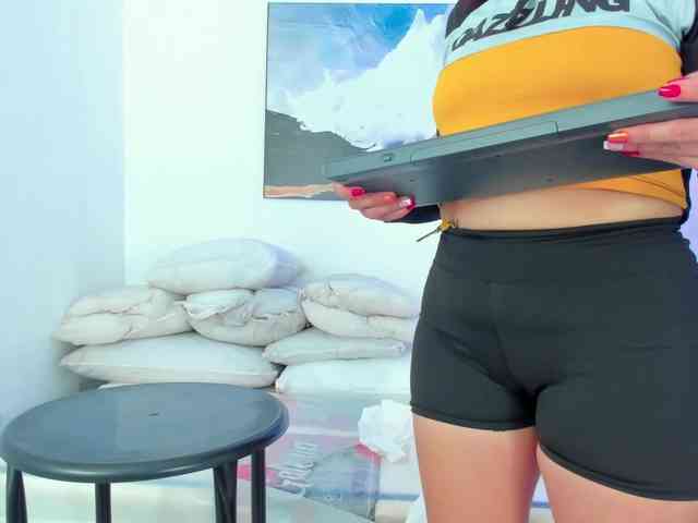 Renata-Saenz webcam