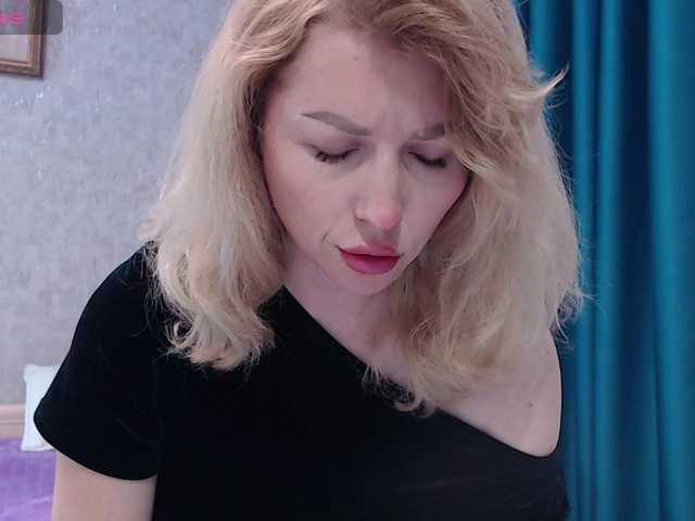 BOGINIY's BongaCams show and profile