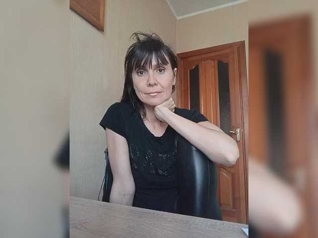 Hellenalonenochka's BongaCams show and profile