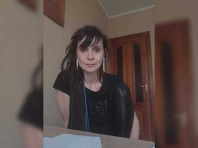 Hellenalonenochka's BongaCams show and profile