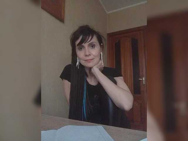 Hellenalonenochka's BongaCams show and profile