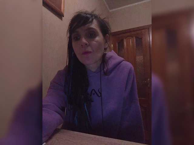 Hellenalonenochka's BongaCams show and profile