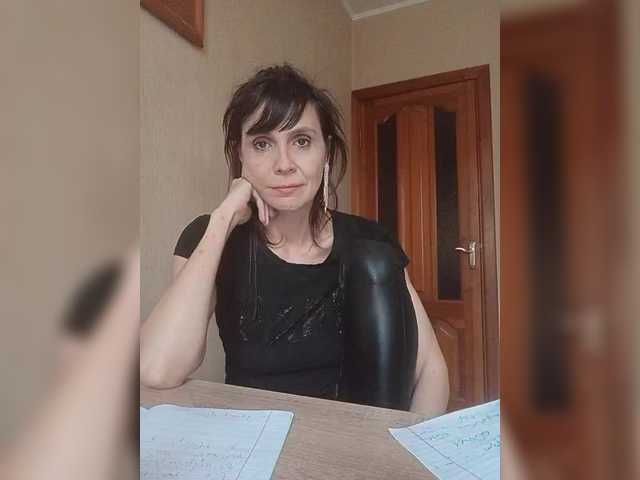 Hellenalonenochka's BongaCams show and profile