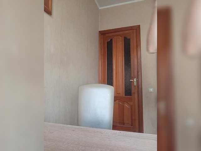 Hellenalonenochka's BongaCams show and profile