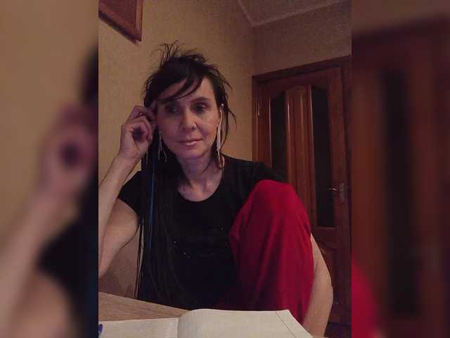 Hellenalonenochka's BongaCams show and profile