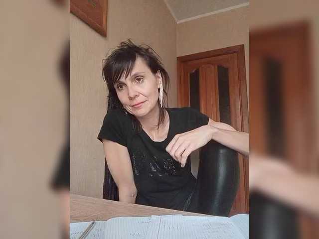 Hellenalonenochka's BongaCams show and profile