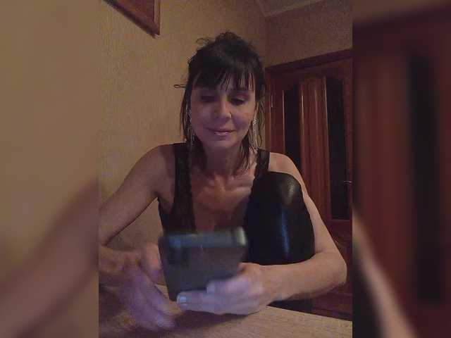 Hellenalonenochka's BongaCams show and profile