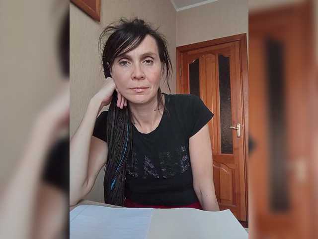 Hellenalonenochka's BongaCams show and profile