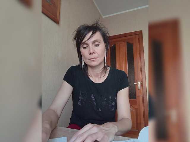 Hellenalonenochka's BongaCams show and profile