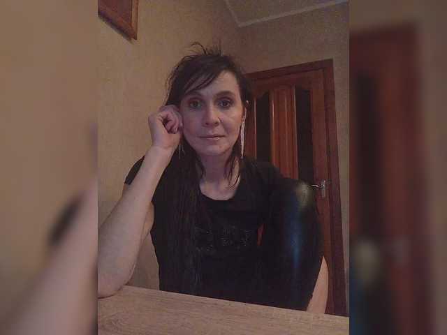 Hellenalonenochka's BongaCams show and profile