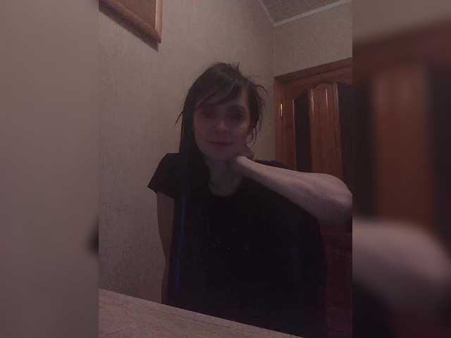 Hellenalonenochka webcam