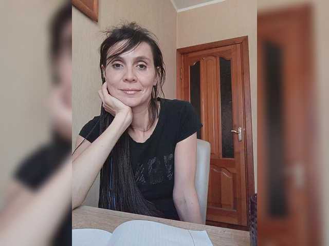 Hellenalonenochka's BongaCams show and profile