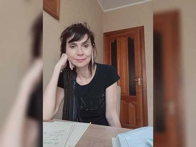 Hellenalonenochka's BongaCams show and profile