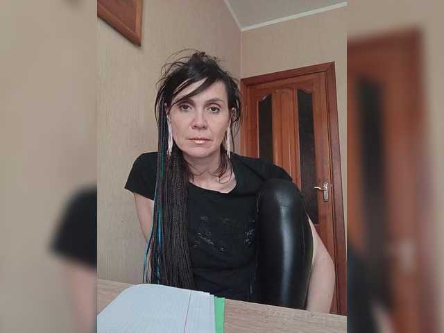 Hellenalonenochka's BongaCams show and profile